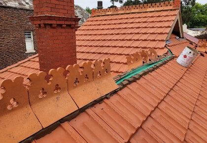 roof-tiling